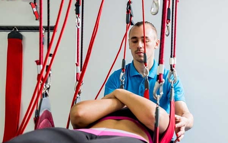 How Traction Therapy Brings Relief for Ongoing Neck & Back Pain