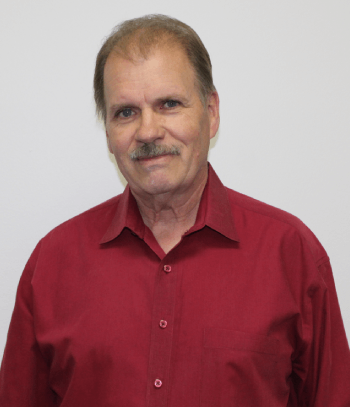 Dr. Tomas Ulrich Dr. Tomas Ulrich